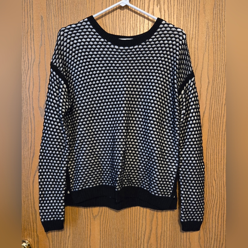 NEW Women's Old Navy Long Sleeve Heart Pullover Sweater, Black/White, Size M